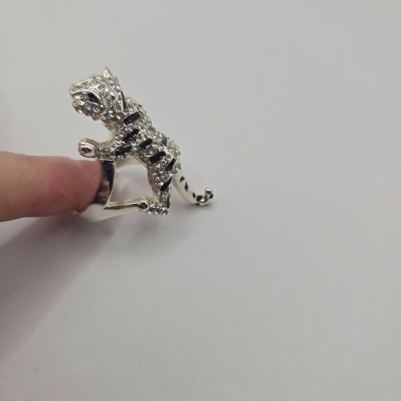 Silver-Plated Tiger Panther Jaguar Statement Ring Rhinestone Encrusted Size 7 - Picture 5 of 5